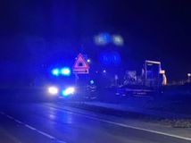 formaldehyd  Kysuce, Čadca, Svrčinovec, výjazd D3, nehoda kamióna