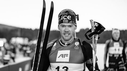 Mali sme ísť spolu lyžovať, ale neprišiel si. Život bol k tebe tvrdý. Biatlonové hviezdy reagujú na tragickú smrť 27-ročného kolegu