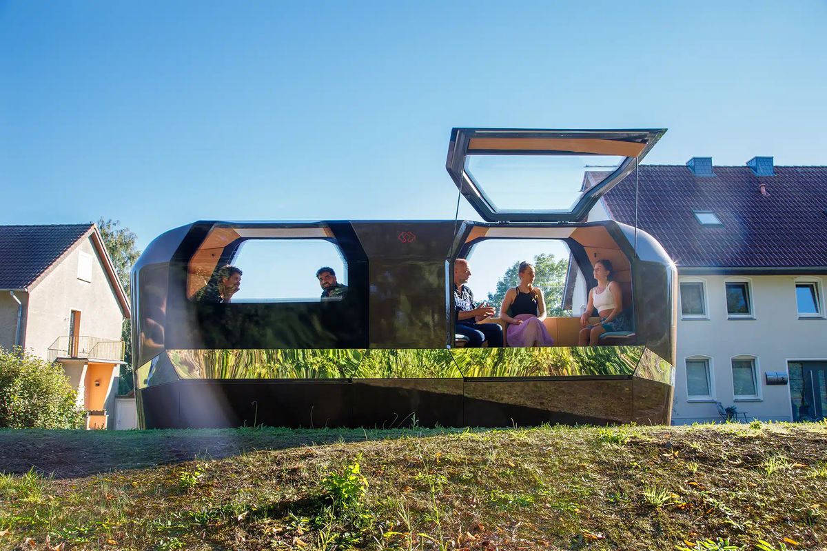 Monocab je navrhnutý maximálne pre 6...