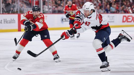 Obetavosť Fehérváryho nestačila. Slovák zaznamenal asistenciu, Washington opäť prehral