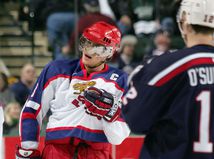 "USA, USA, USA," skandovala hala. A Rusi...