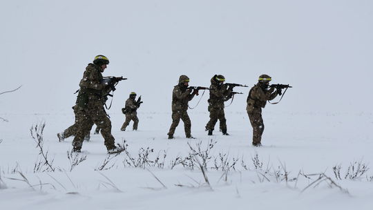 ONLINE: Zelenskyj: Ukrajina chce mier, ale nie za každú cenu. Nepodpíšem slabú dohodu. Putin: Veríme armáde a vo víťazstvo