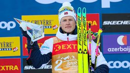 Škandál, Rusi vytasili v cieli vlajky, zúrili Fíni. Tour de Ski po piatykrát ovládol Kläbo