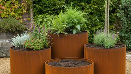 Od záhonov po ohniská: čo dokáže corten v záhrade