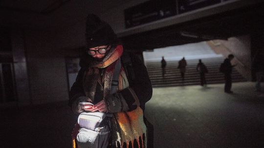 Blackout v časti Berlína, bez prúdu sú stále desaťtisíce domácností. Prihlásila sa k nemu ľavicoví extrémisti