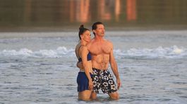 Hugh Jackman a jeho partnerka Sutton Foster
