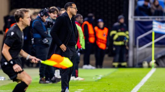 Utrpel výhru so Slovanom, na Tehelnom poli vyučoval novinárov. Novému trénerovi Chelsea pomohla proti Weissovi anomália