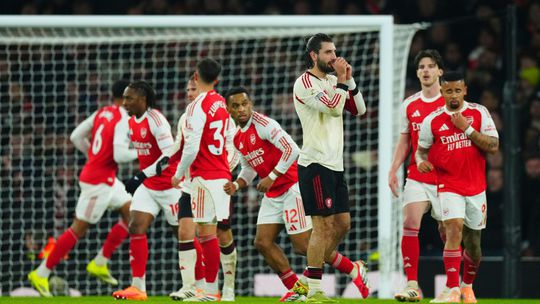 Ofenzívy hrali v šlágri Premier League druhé husle. Hrdinom mohol byť obranca Arsenalu