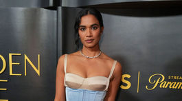 Herečka Supriya Ganesh na podujatí Golden Globes Golden Eve.