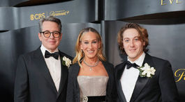 Matthew Broderick s manželkou Sarah Jessicou Parker a ich synom Jamesom Wilkiem Broderickom.