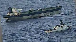 Pirátstvo! Zúria Rusi. Po zadržaní tankera hrozia potápaním lodí aj Orešnikom na Európu