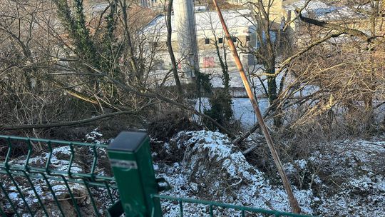 Mimoriadna situácia v Hlohovci, žiaci dostali riaditeľské voľno