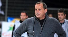 Bývalého šéfa futbalového klubu zastrelili na pohrebe jeho matky. Farár opísal momenty hrôzy