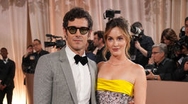 Herec Adam Brody a jeho manželka Leighton Meester.