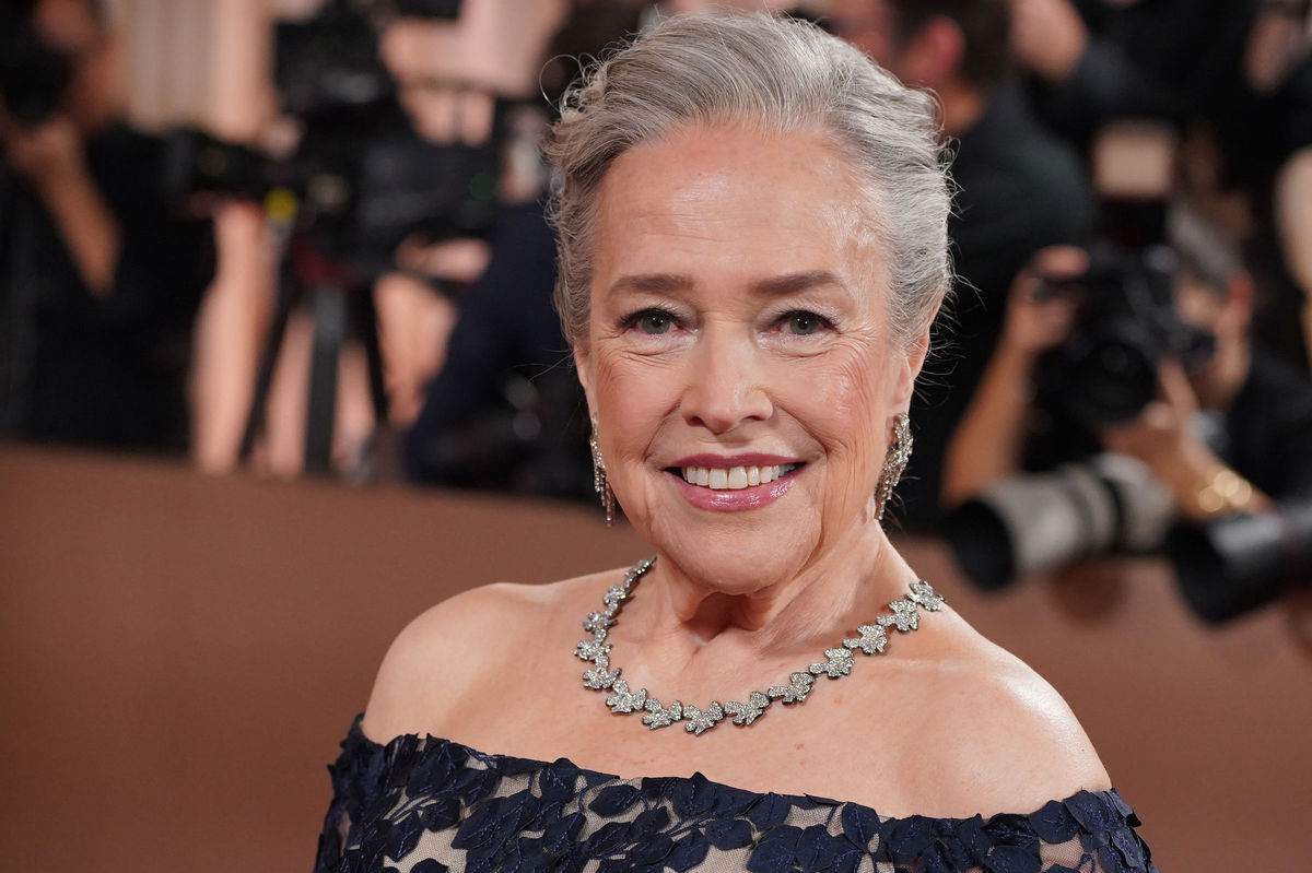 Herečka Kathy Bates (77) a jej úprava na cenách...