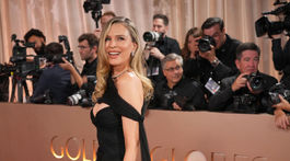 Sara Foster na 83. ročníku Zlatých glóbusov.