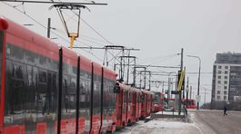 Bratislava, sneh, poľadovica, električka