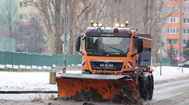 Bratislava, sneh, poľadovica, pluh