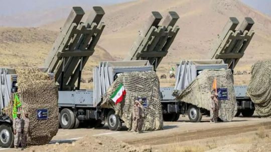 Zbrane v uliciach, stopka vo vzduchu: Irán náhle uzavrel vzdušný priestor