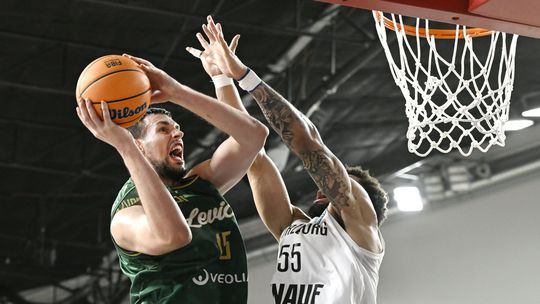 Do polčasu fantázia, potom kolaps. Rozprávka slovenského majstra v Európe sa skončila