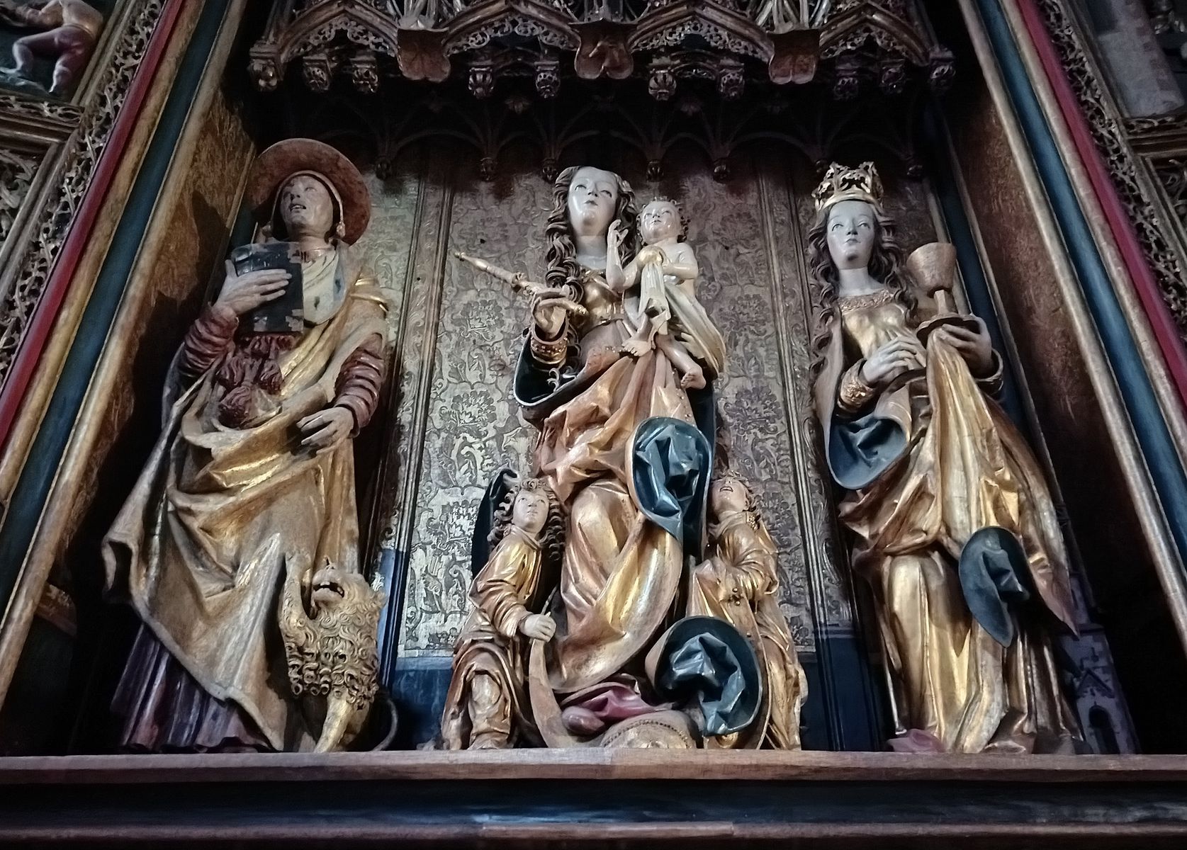 Gotický oltár Majstra Pavla v kaplnke sv....