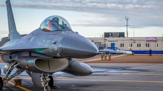 Grónsko vždy dalo Amerike, čo chcela. USA tam stratili jadrové bomby