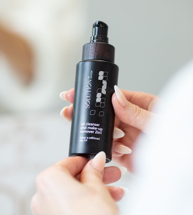 Čistiaci a odličovací olej 2v1 SOLUTION by...