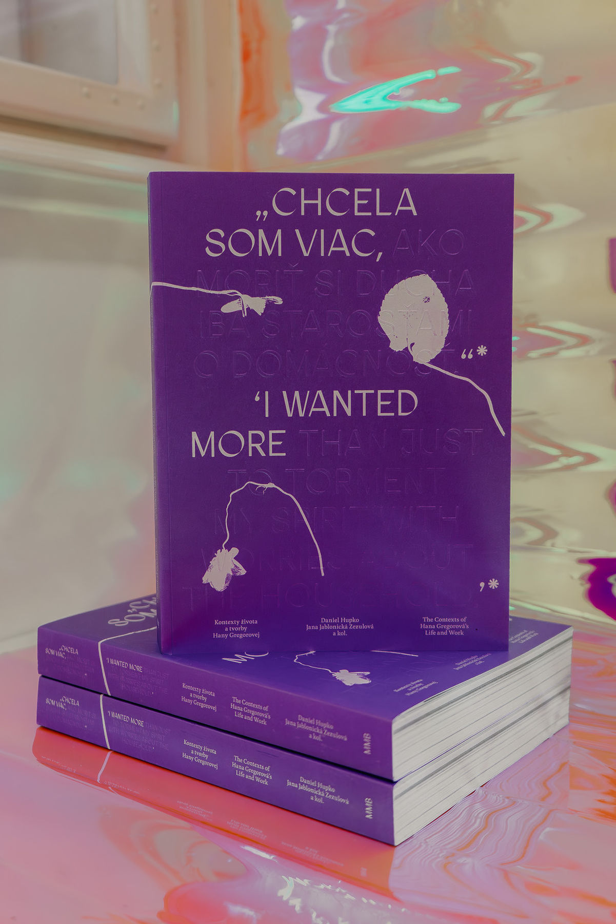 Kniha o Hane Gregorovej má názov Chcela som...