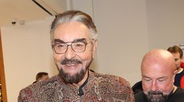 Herec Kabir Bedi počas svojej ostatnej návštevy Česka - v roku 2024. 