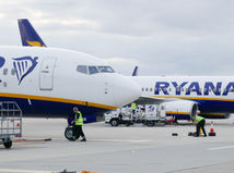 letisko, Ryanair, doprava, dovolenka, lietadlo, cestovanie,