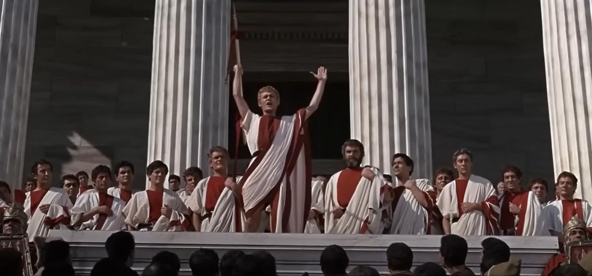 Mladý cisár Octavianus vyhlasuje vojnu...