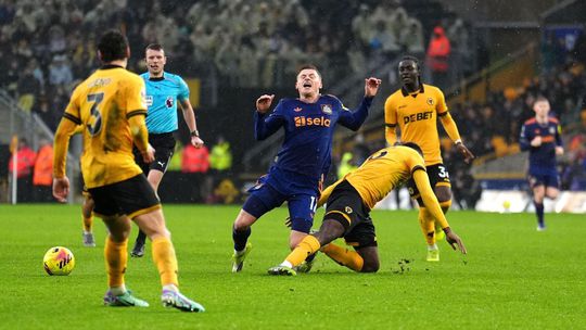 Víťazná séria 'strák' strák sa skončila. Newcastle stratil body na pôde posledného tímu súťaže