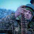 Ukrajinský vojak s nábojmi