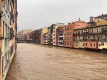 Girona, rieka Onyar, búrka Harry