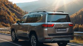 Toyota Land Cruiser 300 Hybrid - 2026