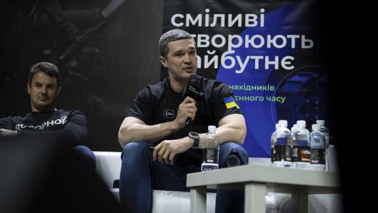 Desaťtisíce nových dronov idú do boja: Chceme likvidovať 50-tisíc Rusov mesačne, odkazuje nový minister obrany 