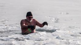 Otužovanie / Kuchajda /