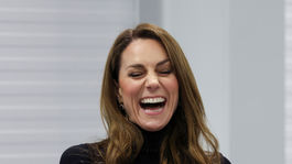 Princ William a princezná Kate opäť súperili