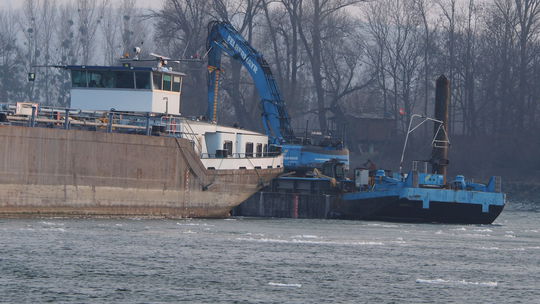 Stretnú sa Nicole, Theresa a Lena. To nie je vtip, ale záchranná akcia uviaznutej lode na Dunaji