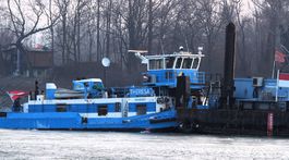 SR Bratislava Dunaj lode skríženie BAX