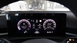 VW T-Roc 1,5 eTSI R-Line - test 2026