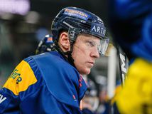 Oklamal Čajkovský švajčiarsky klub? Žiadne...