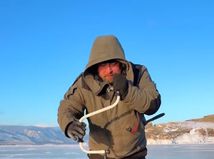 Myslíte si, že u nás je zima? Pozrite sa,...