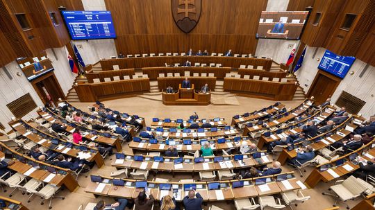 Prieskum: Progresívci si pohoršili, Smer narástol. Ako by zamiešal karty Matovič?