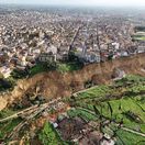 VIDEO: Hrôza na Sicílii: domy praskajú, cesty zmizli a mesto sa prepadá do zeme