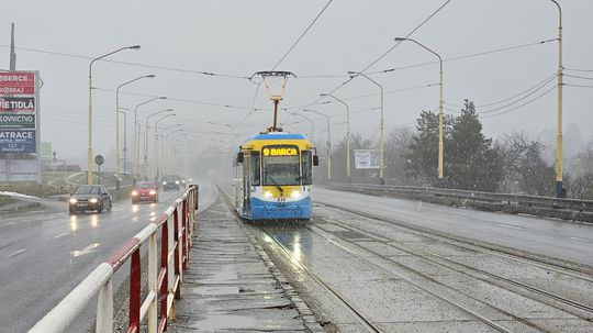 Električková trať Alejová Košice