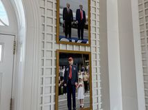 Putin, Trump, fotka z Bieleho domu