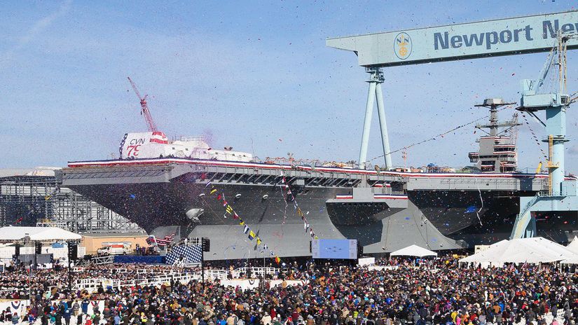 Lietadlová loď John F. Kennedy CVN-79 pokrstená...