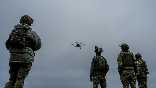 Vampire, dron, ukrajinskí vojaci, vojna