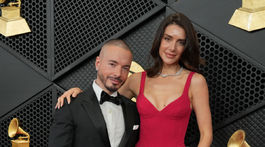 J Balvin a jeho partnerka Valentina Ferrer.